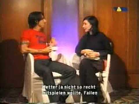 YouTube - Interview Anthony Kiedis Pt. 1(2002)