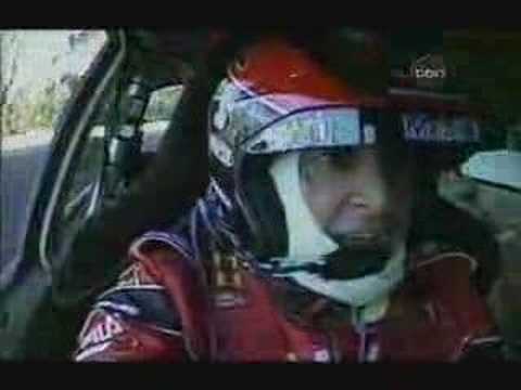 YouTube - One Lap Race of Bathurst - Speed Comparison between Holdens