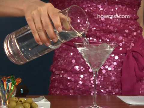 YouTube - How To Make a Dirty Martini